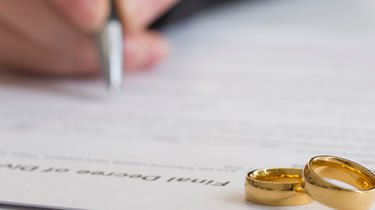 Separation agreements – how they can help if coronavirus is delaying divorce proceedings