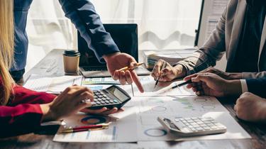 Do you need Company Commercial and Banking and Finance advice for your business? How our joined-up services can help